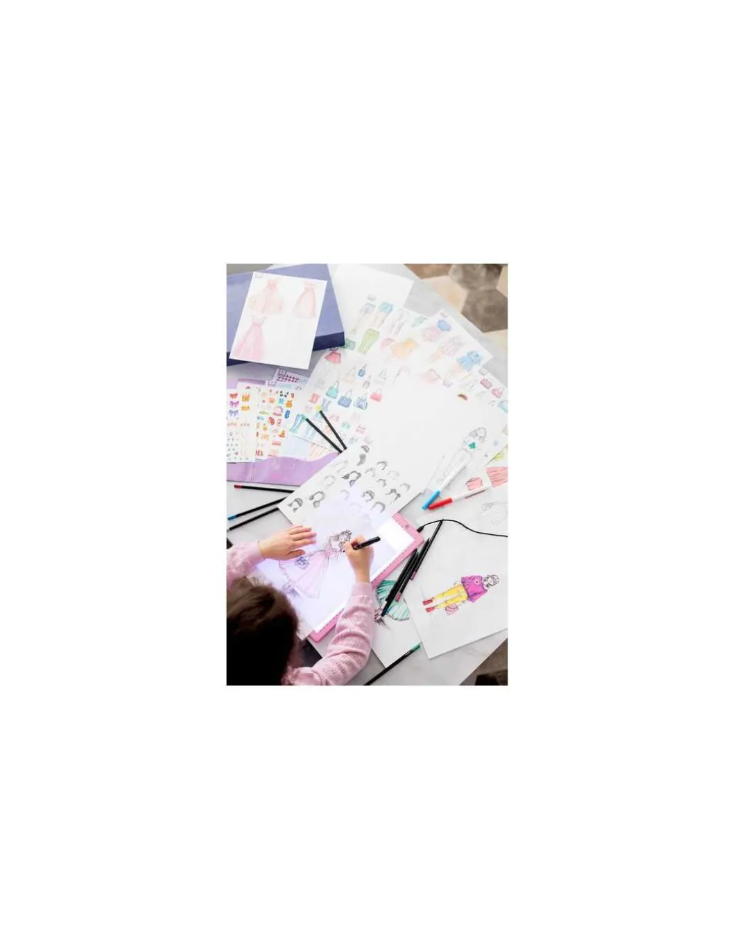 Atelier stylisme avec tablette lumineuse - Sycomore