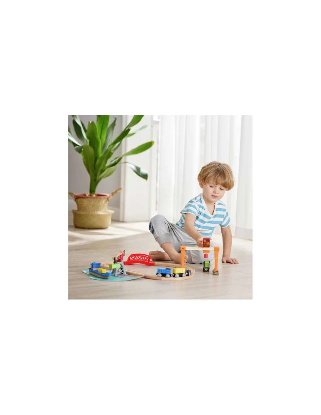 Circuit de train cargo et grue - Hape