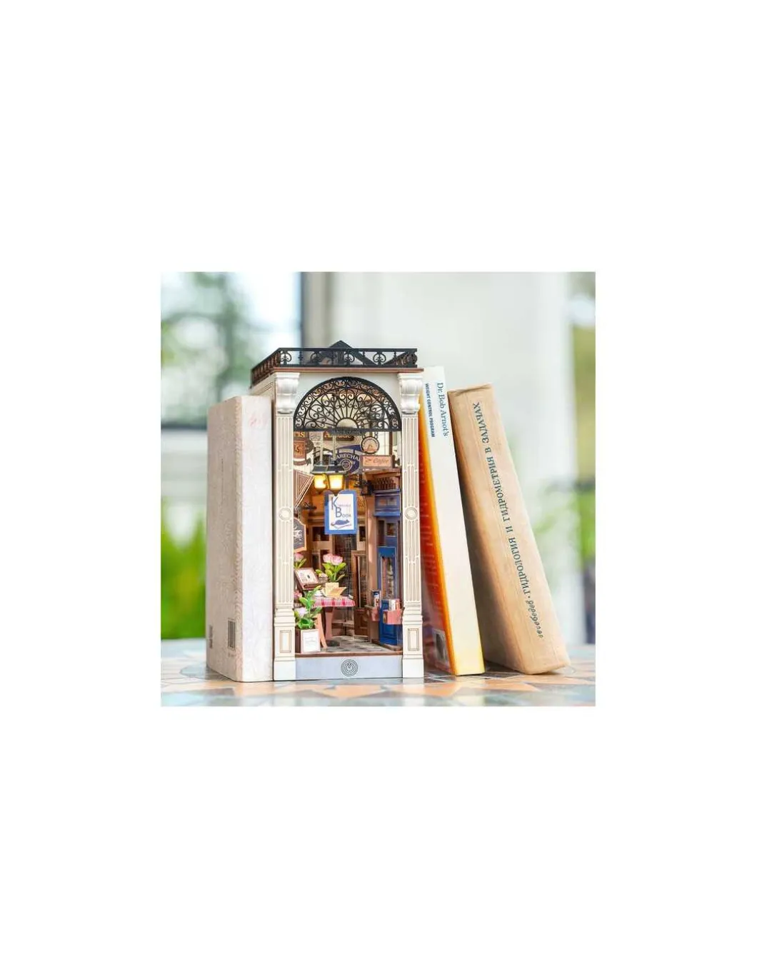 Maquette Arcade Dating Book Nook - Rolife