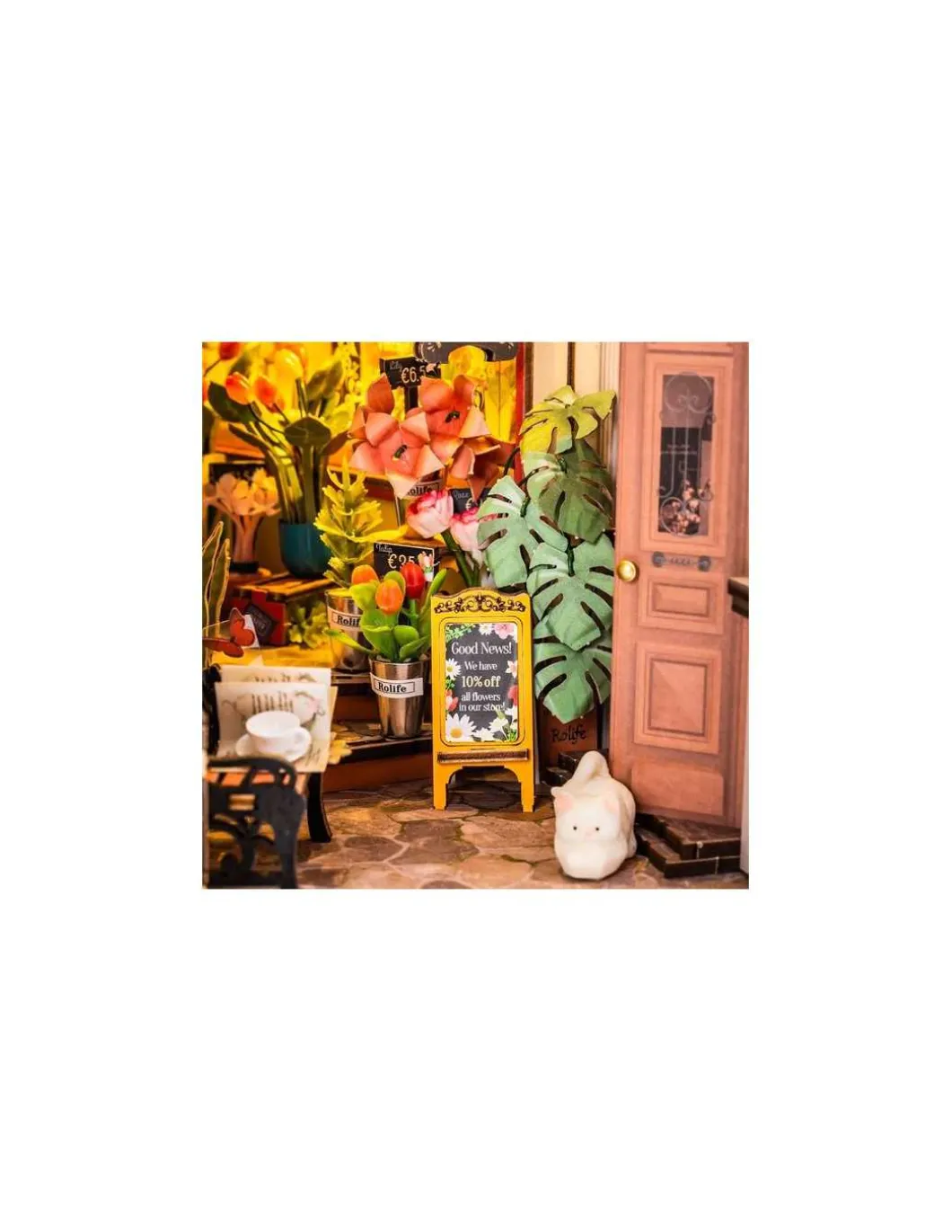 Maquette Floral Corner Book Nook - Rolife