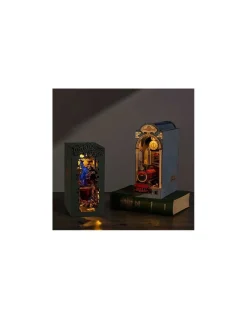 Maquette Magic House Book Nook - Rolife