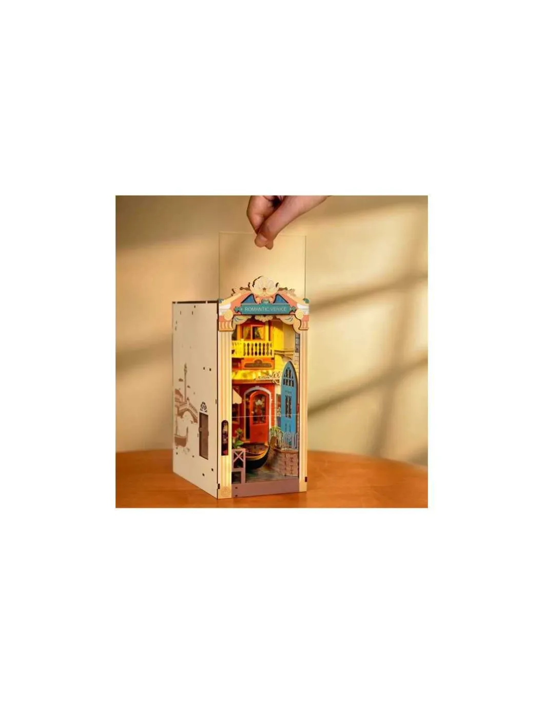 Maquette Romantic Venise Book Nook - Rolife