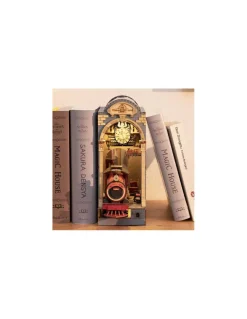 Maquette Time Travel Book Nook - Rolife