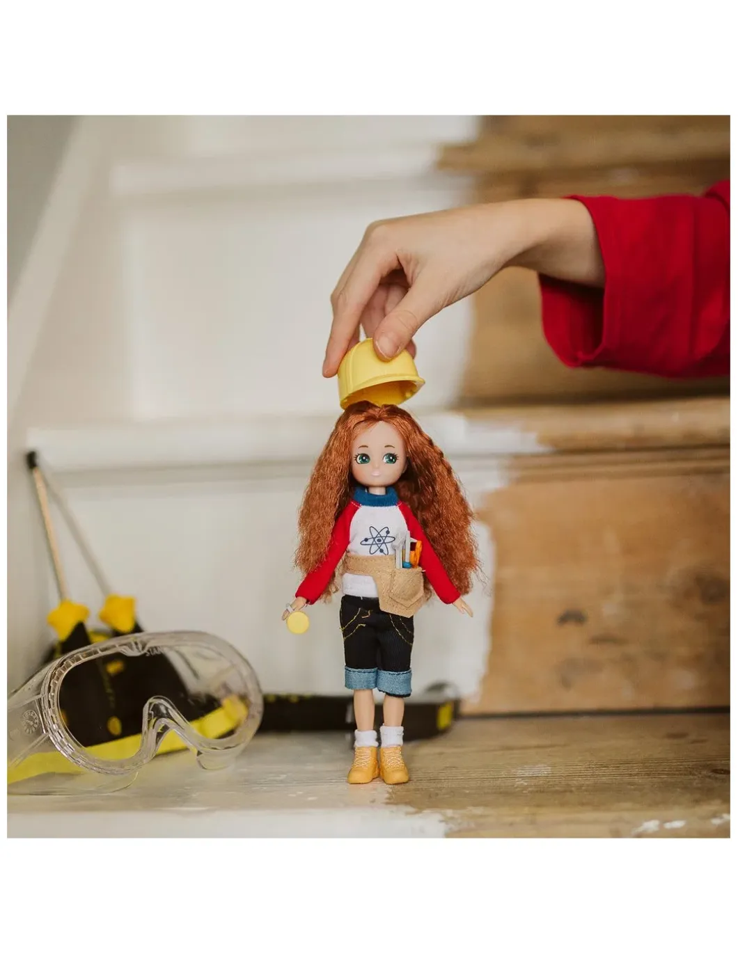 Poupée Lottie jeune inventeur
